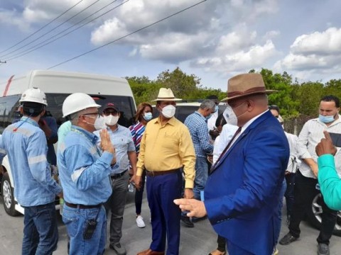 Administraci&oacute;n de Punta Catalina prohibe entrada a una comisi&oacute;n de senadores 