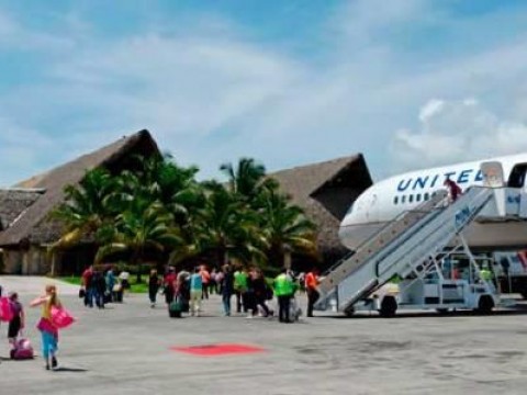 JAC reitera a las aerol&iacute;neas eliminaci&oacute;n de 10 d&oacute;lares de Tarjeta de Turista