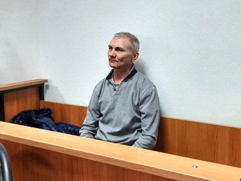 Rusia: sin noticias del padre de la adolescente que hizo un dibujo en apoyo de Ucrania