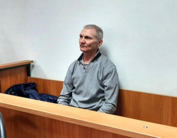 Rusia: sin noticias del padre de la adolescente que hizo un dibujo en apoyo de Ucrania