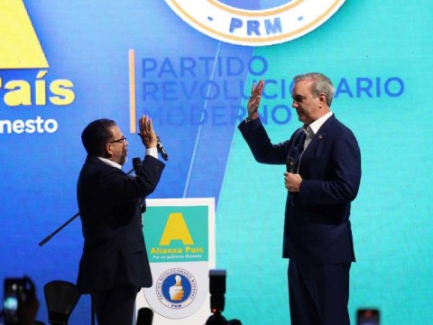 Alianza Pa&iacute;s proclama a Abinader como candidato presidencial tras acuerdo senatorial con Moreno