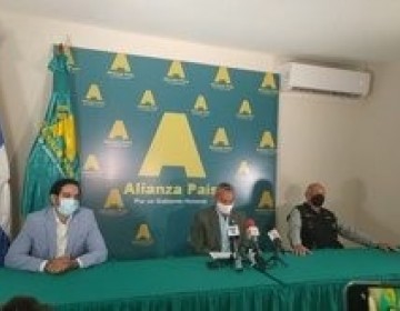 Legisladores de Alianza Pa&iacute;s renuncian al "barrilito"