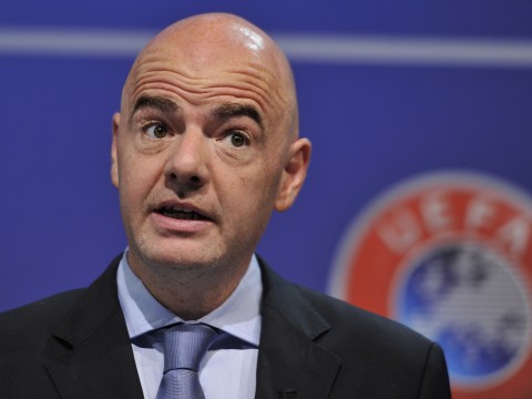 FIFA pide medir el "contexto" en las posibles sanciones por los homenajes a George Floyd