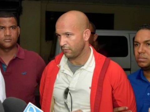 Denuncian sacan de la c&aacute;rcel en las noches a Ambi&oacute;rix Nepomuceno, acusado de matar abogada