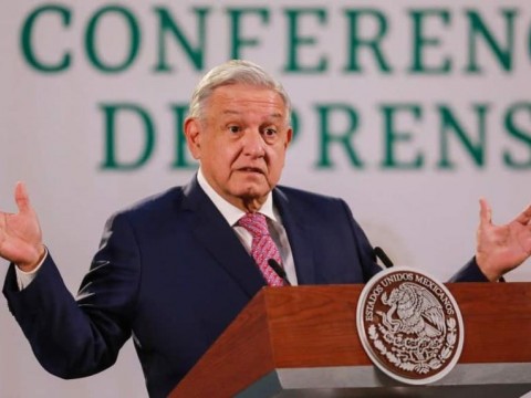 L&oacute;pez Obrador responde a Supremo mexicano y emite nuevo decreto sobre obras prioritarias