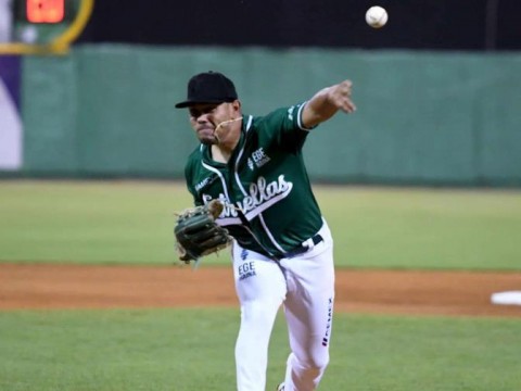 Las Aguilas Cibae&ntilde;as vencen a las Estrellas en el Tetelo Vargas