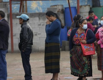 Guatemala comienza el conteo de votos tras el cierre de urnas en elecciones presidenciales