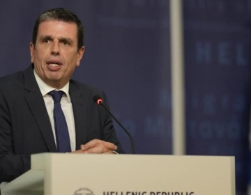 Grecia promete pol&iacute;tica de inmigraci&oacute;n "estricta pero justa"