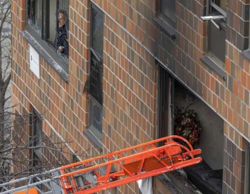 Pareja dominicana afectada por incendio en El Bronx demanda por $600 millones a propietario 