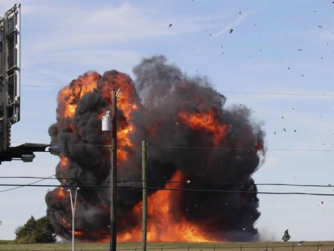 Seis personas hab&iacute;an en los aviones accidentados