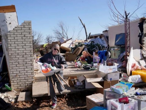 Mueren tres personas, entre ellos un menor, por tornado en Luisiana