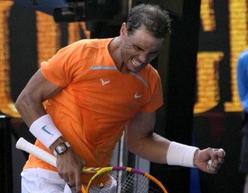 Nadal sufre para ganar en 1ra ronda de Australia