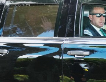 Trump llega al tribunal federal de Miami para audiencia por documentos clasificados