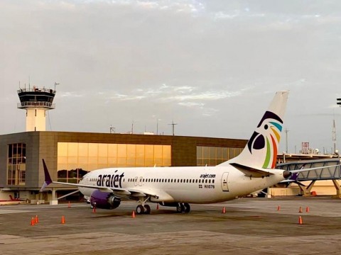 ARAJET realiza vuelo a Bogot&aacute; con La Pe&ntilde;a por un Mejor Pa&iacute;s.