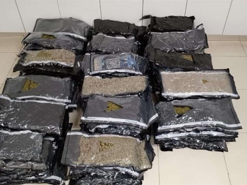 Arrestan a hombre vinculado al decomiso de tres maletas con marihuana en el aeropuerto del Cibao