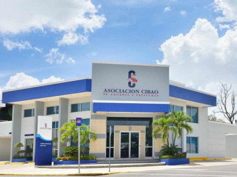 Asociaci&oacute;n Cibao de Ahorros y Pr&eacute;stamos cierra 2024 con notable crecimiento: 13.6% en sus activos