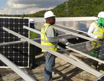 Abogan por incentivos gubernamentales para ampliar empleos verdes en RD