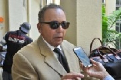 Balc&aacute;cer es agredido momento en que esperaba conocimiento de audiencia