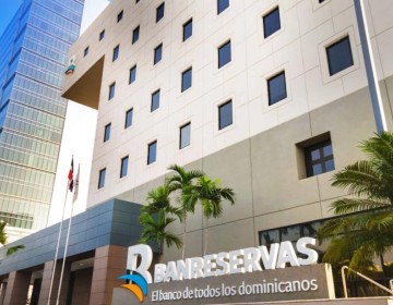 Apresan a dos empleados del Banreservas en Barahona por robo de RDS29 millones