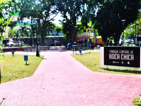 Cuatro candidatos luchan por el dominio de Boca Chica en elecciones municipales