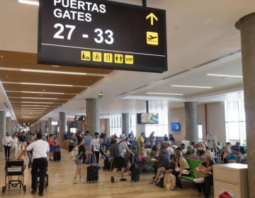 Autoridades buscan eficientizar movilidad pasajeros y mercanc&iacute;as en aeropuertos dominicanos