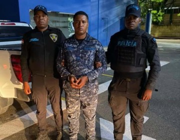 Cabo que mat&oacute; a joven Darlin Mercado acumula dos suspensiones en la Polic&iacute;a