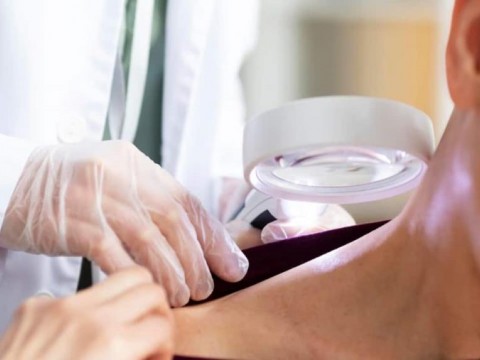 En el pa&iacute;s se diagnostican entre siete y ocho pacientes con c&aacute;ncer de piel cada d&iacute;a