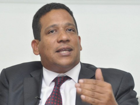 Compras y Contrataciones eval&uacute;a adquisici&oacute;n de medicamentos de Promese por RD$270 millones