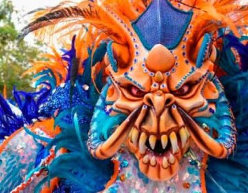 Tercer domingo de Carnaval impregna colorido y alegr&iacute;a a los dominicanos 