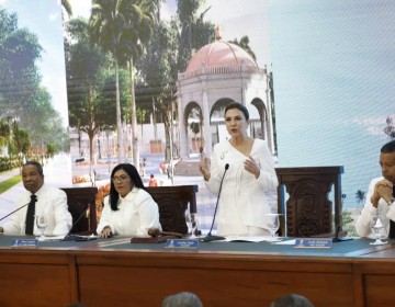 Carolina Mej&iacute;a asume nuevo periodo y anuncia los proyectos que ejecutar&aacute;
