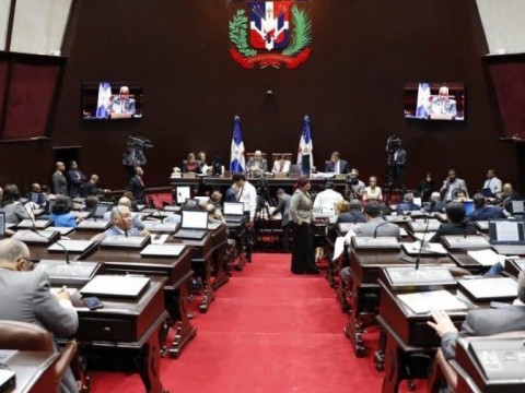 Juicio pol&iacute;tico a C&aacute;mara de Cuentas y C&oacute;digo Penal quedan paralizados sin fecha