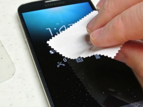 &iquest;C&oacute;mo limpiar el celular para evitar enfermedades como el coronavirus?