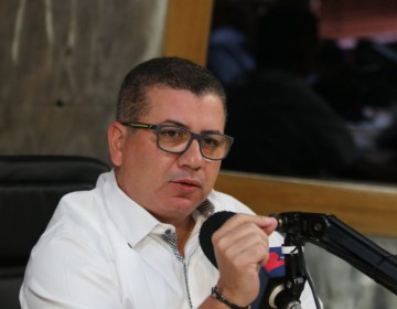 Fern&aacute;ndez: estudio m&aacute;s reciente le da 42 % a Abinader y cerca de un 40 a Leonel