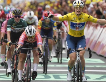 La ciclista neerlandesa Charlotte Kool gana la segunda etapa del Tour de Francia femenino