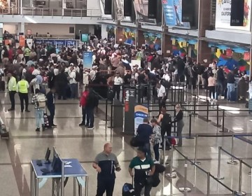 Emergencia m&eacute;dica obliga se cancele vuelo Santo Domingo-Boston
