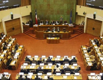 Congreso de Chile aprueba postergar elecciones