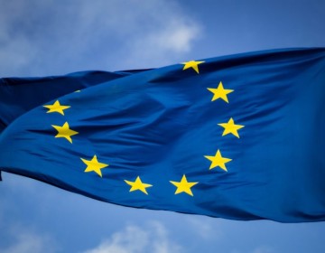 Bruselas rebaja en dos d&eacute;cimas el crecimiento del PIB de la eurozona en 2023, al 0.6%