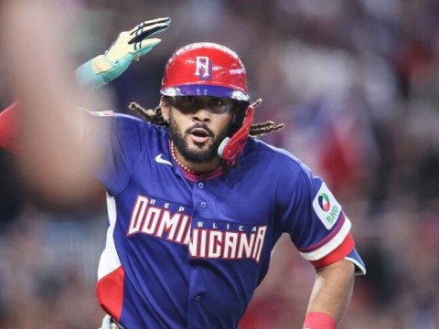 Tatis Jr. remolca a Dominicana a los cuartos de final del Cl&aacute;sico Mundial de B&eacute;isbol