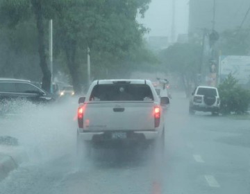 Lluvias por vaguada y altas temperaturas marcar&aacute;n el inicio de semana