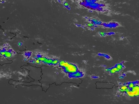 Declaran alerta verde para seis provincias por aguaceros de este viernes y s&aacute;bado