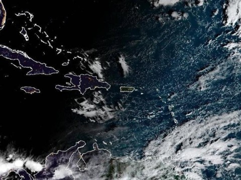 Lluvias en distintos puntos del pa&iacute;s por efectos de dos vaguadas este jueves