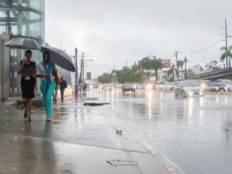 Continuar&aacute; el ambiente caluroso este lunes pese a lluvias y tronadas en varias provincias