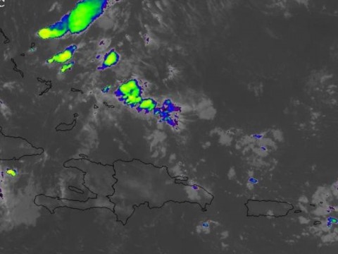 Clima caluroso persiste en el pa&iacute;s este mi&eacute;rcoles pese a lluvias generadas por onda tropical
