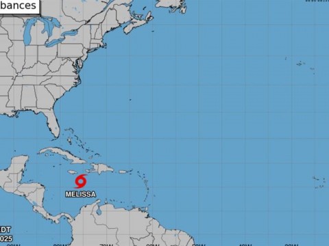 Tormenta Melissa podr&iacute;a convertirse en hurac&aacute;n este s&aacute;bado, advierte el CNH