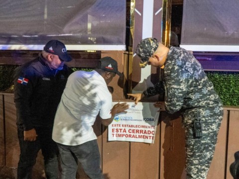 Autoridades cierran 13 negocios de venta de bebidas alcoh&oacute;licas por incumplir las leyes