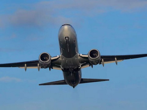 Colombia investiga posible impacto de bala en avi&oacute;n de American Airlines