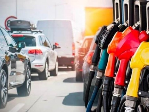 Gobierno vuelve a congelar todos los combustibles para la primera semana de octubre