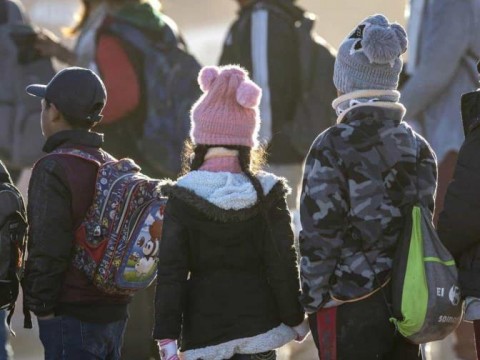 El Gobierno de Trump empieza a eliminar los fondos de ayuda legal a menores migrantes