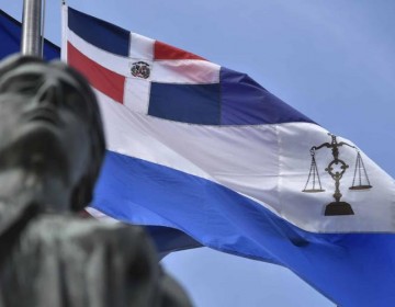 Condenan a l&iacute;der del microtr&aacute;fico en Montecristi y a su esposa