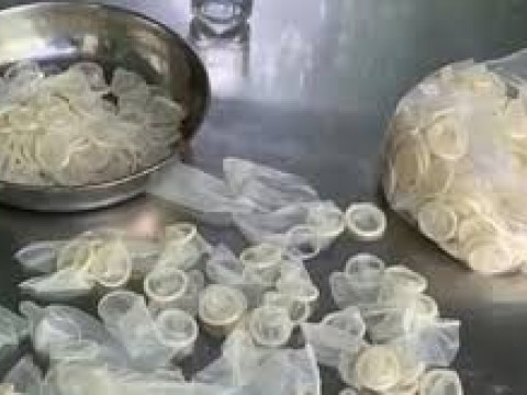 &iexcl;Insolito! confiscan m&aacute;s de 300 mil condones usados que pretend&iacute;an ser vendidos como nuevos   
